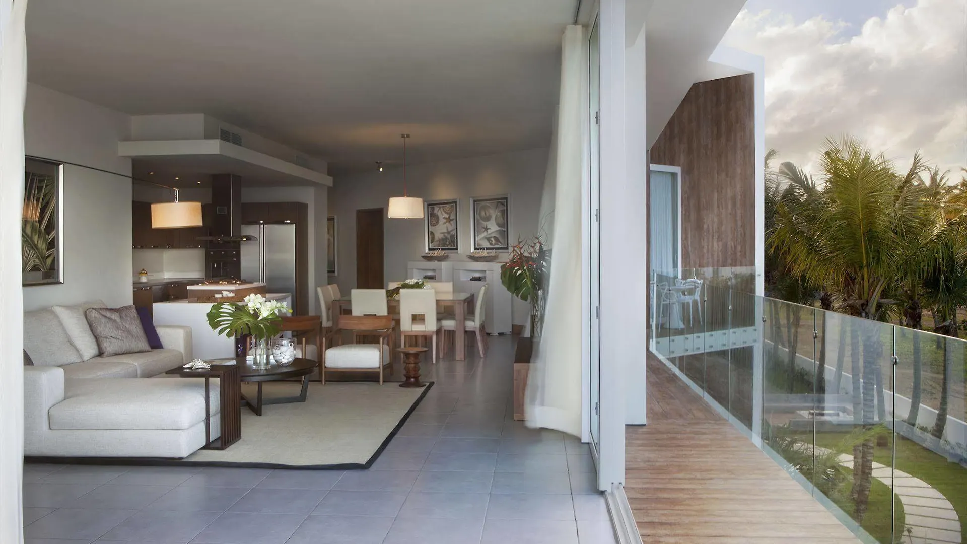 Ultravioleta Boutique Residences Καμπαρέτε 5*,